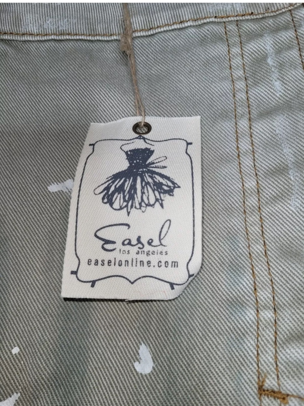 NWT Easel Los Angeles Distressed Denim Skirt Khaki Size Medium - Picture 5 of 8